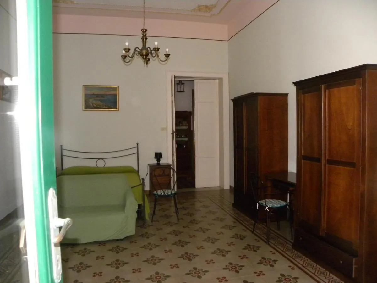 Novecento Apartment Lipari